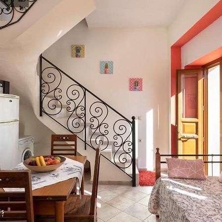 Villa Lola Chalki Town Exterior foto